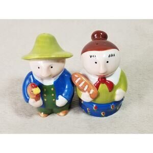 Salt & Pepper Shaker Set Farmers Man & Woman 3" Ceramic 80's Home Decor